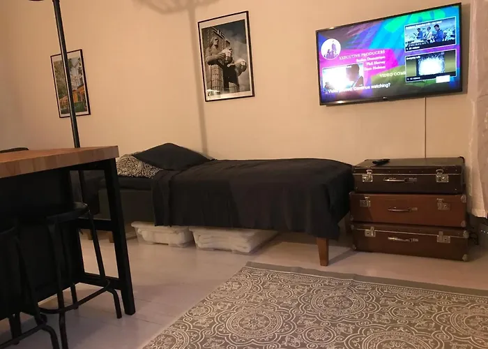 Rustic Black And White هلسنكي