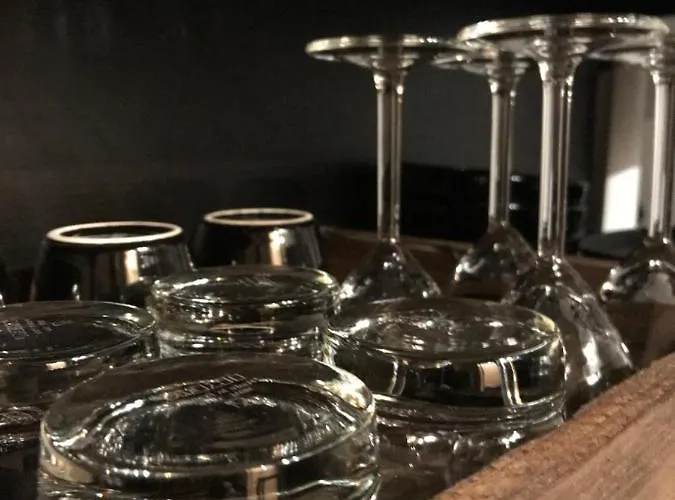 Rustic Black And White Apartman